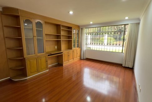 Casa-en-venta-en-Santa-Bárbara-Occidental-18