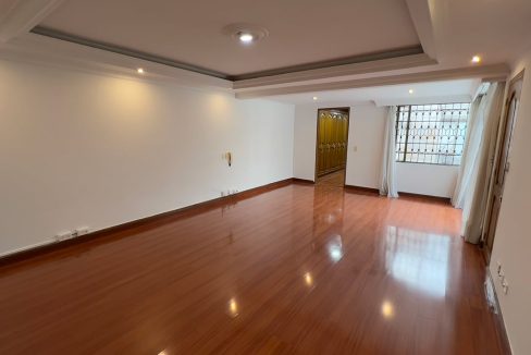 Casa-en-venta-en-Santa-Bárbara-Occidental-21